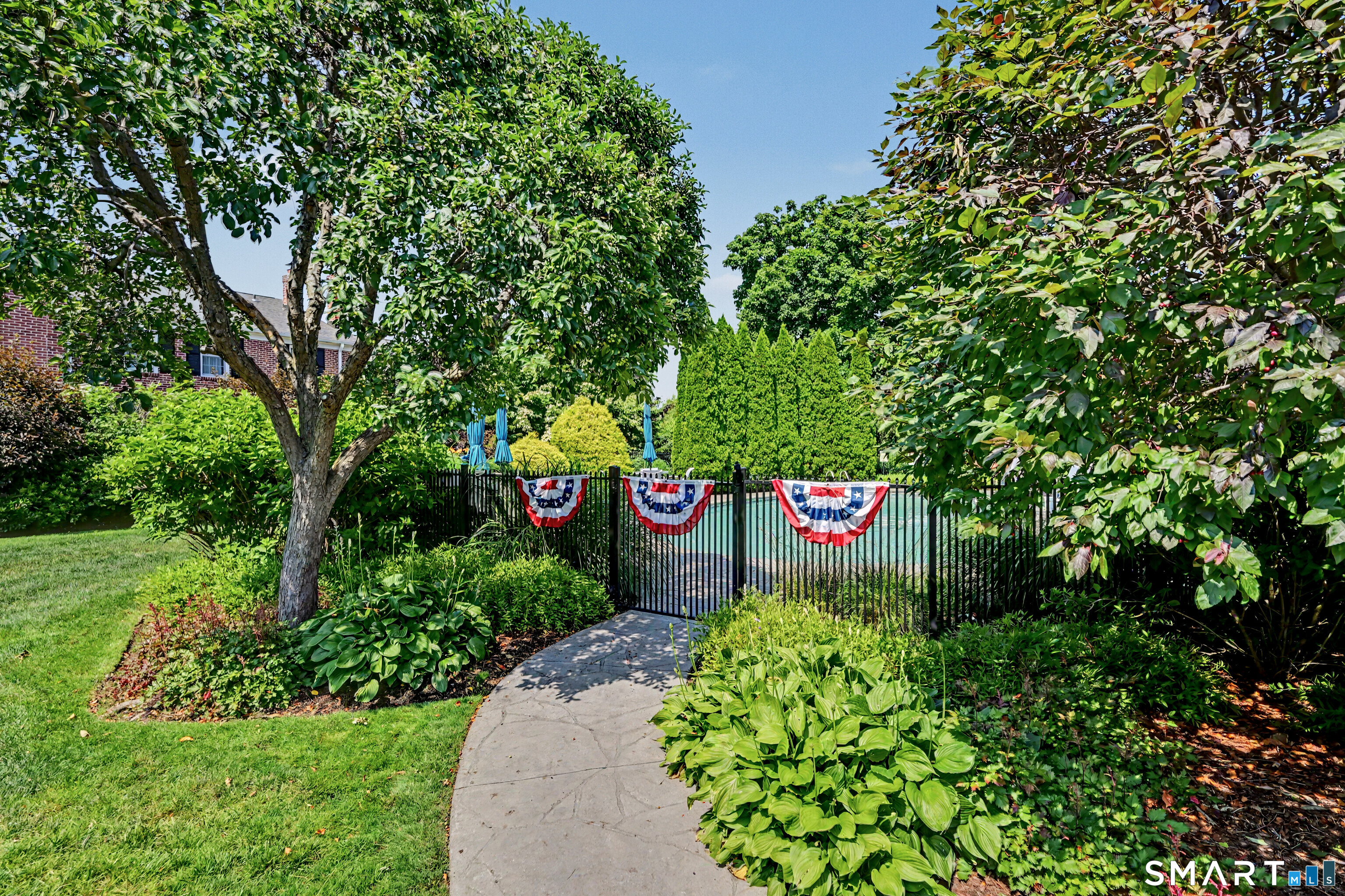 123 Richmond Hill Road New Canaan CT 06840