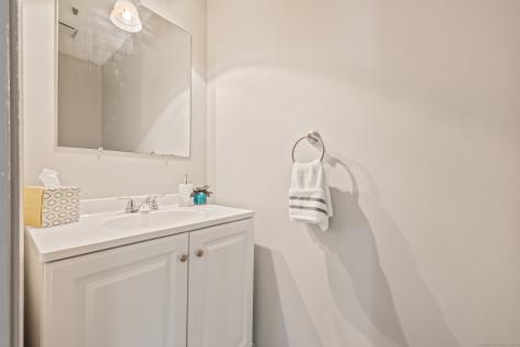 1 Russell Street Middletown CT 06457