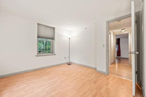 1 Russell Street Middletown CT 06457