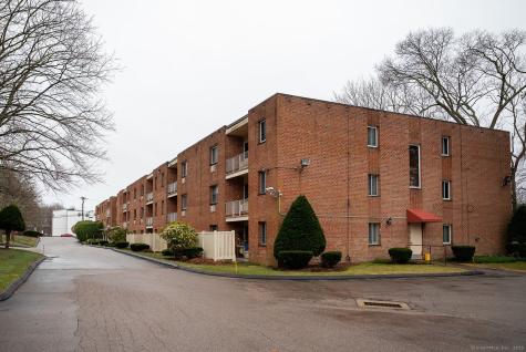 65 Westridge Road New London CT 06320