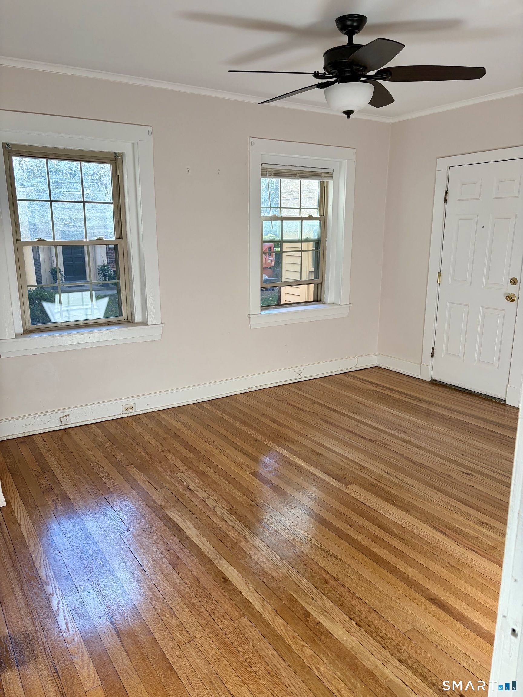 32 Rowsley Street Bridgeport CT 06605