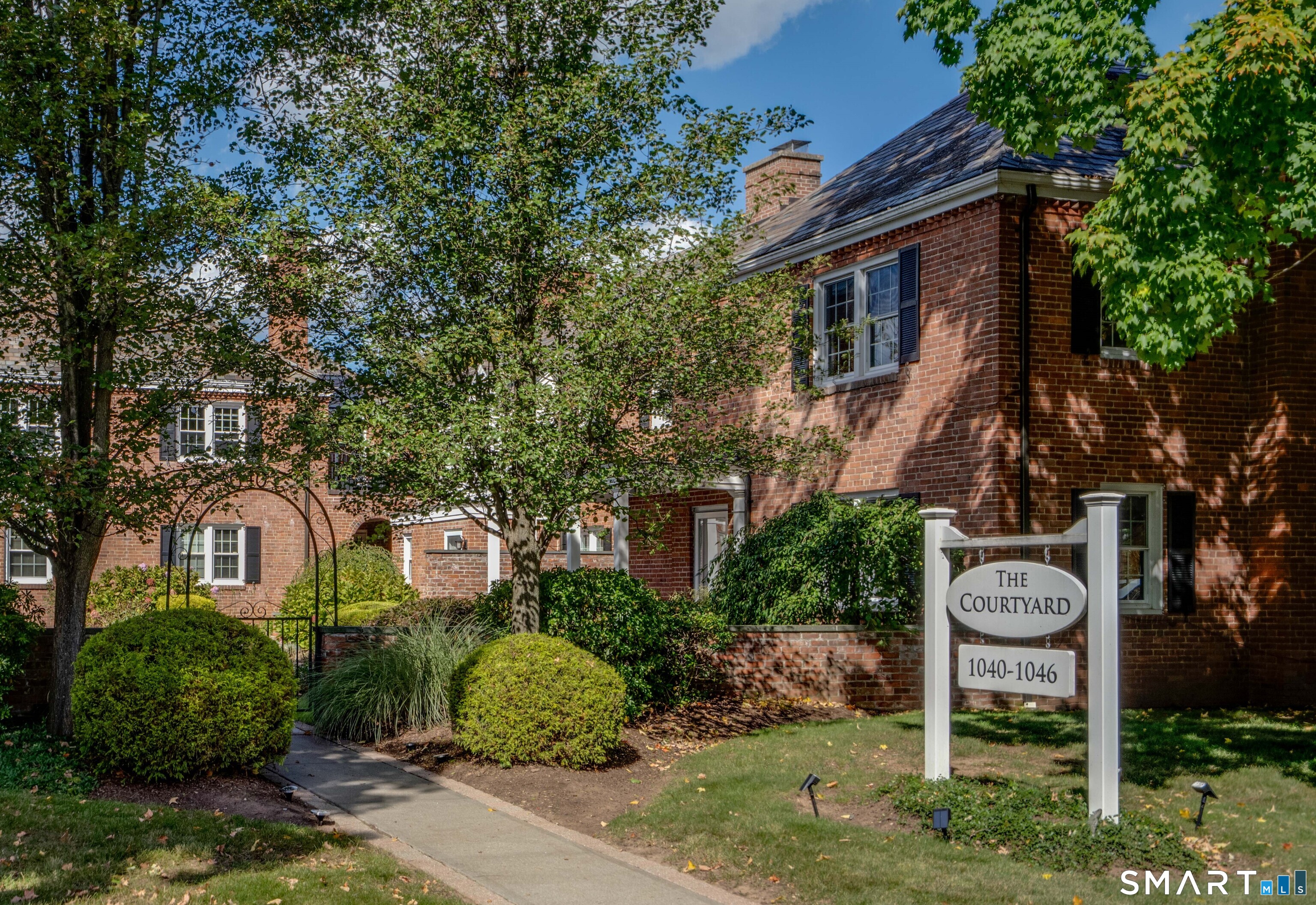 1040 Farmington Avenue West Hartford CT 06107