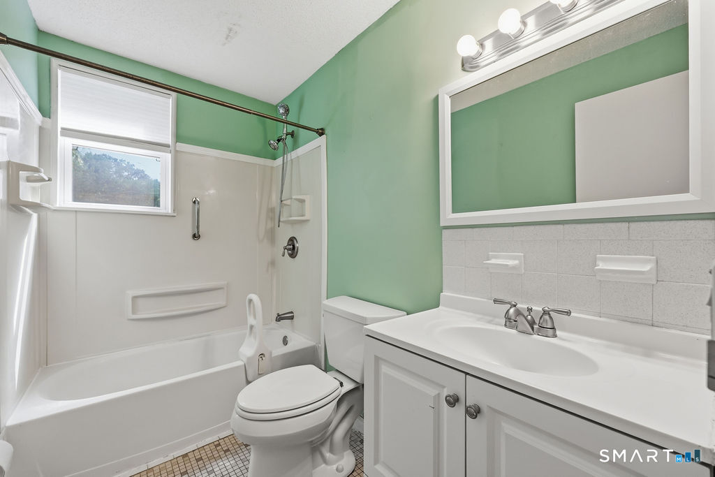 45 Jefferson Road Branford CT 06405