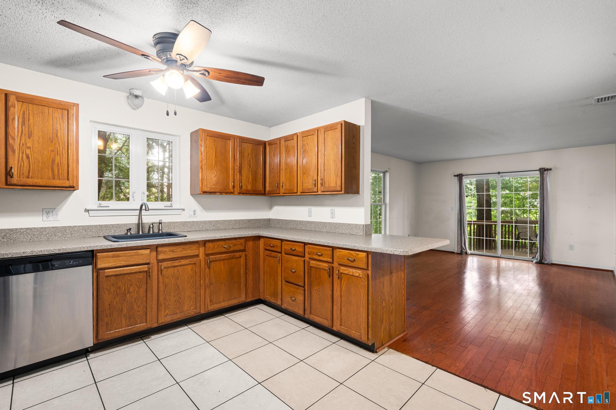 24 Fitch Meadow Lane South Windsor CT 06074