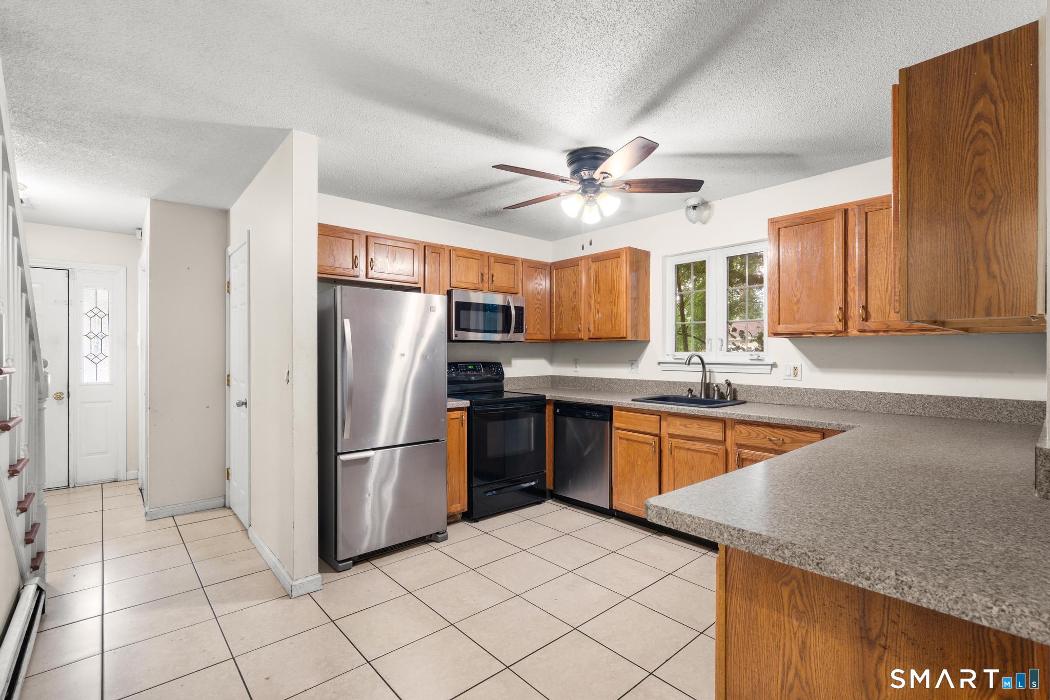 24 Fitch Meadow Lane South Windsor CT 06074