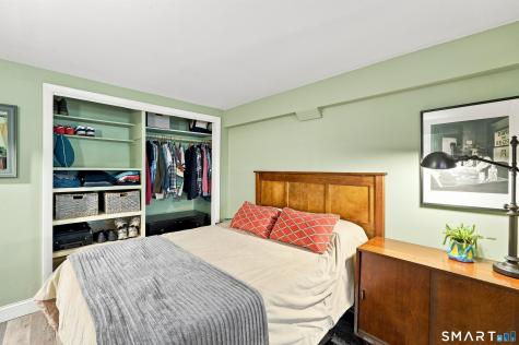22 Main St Extension Simsbury CT 06081