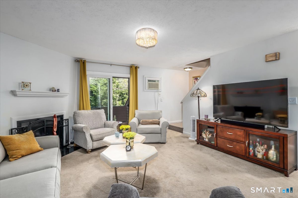55 Cross Street Danbury CT 06810