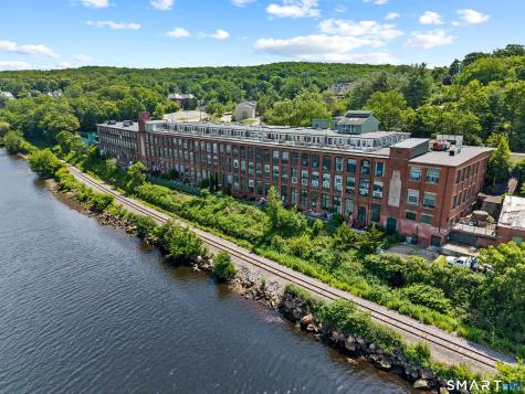 68 Thermos Avenue Norwich CT 06360