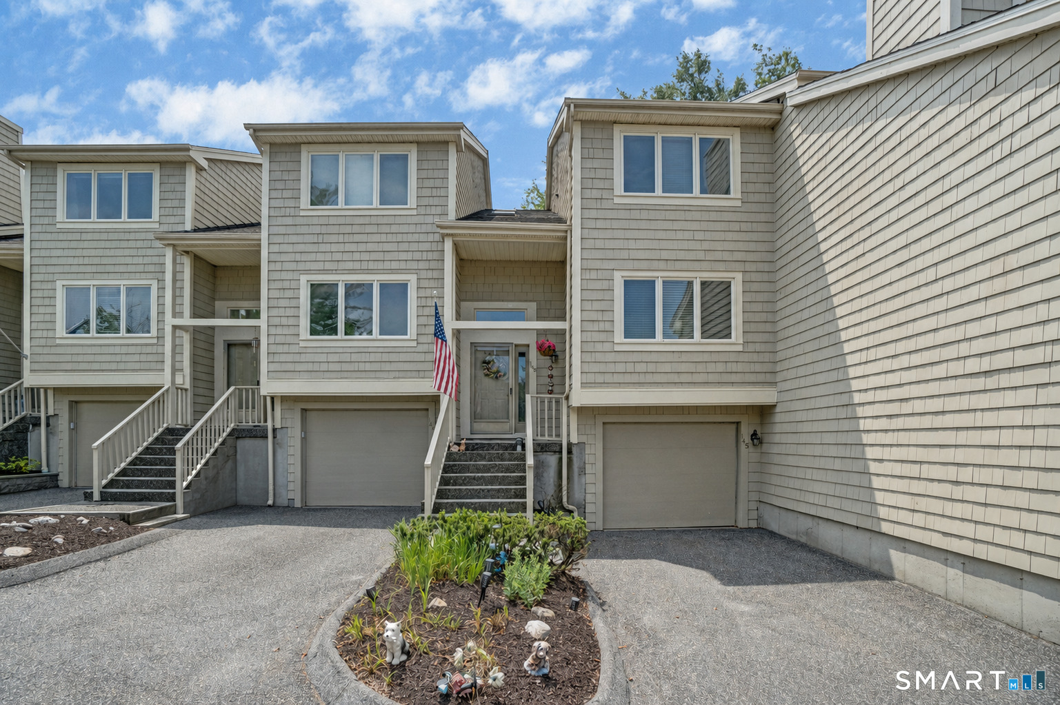12 Boulevard Drive Danbury CT 06810