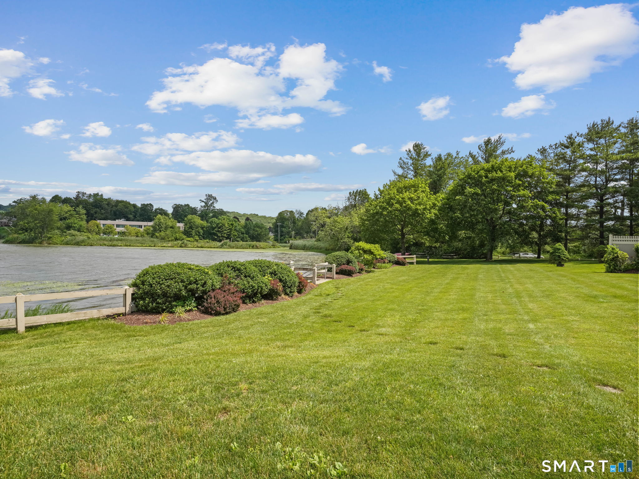 12 Boulevard Drive Danbury CT 06810