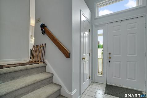 12 Boulevard Drive Danbury CT 06810