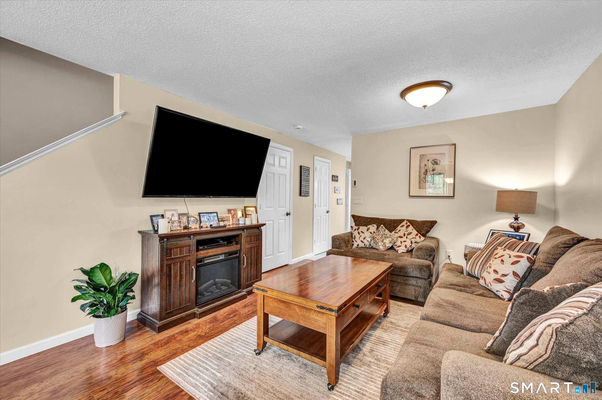 8 Countryside Lane Middletown CT 06457