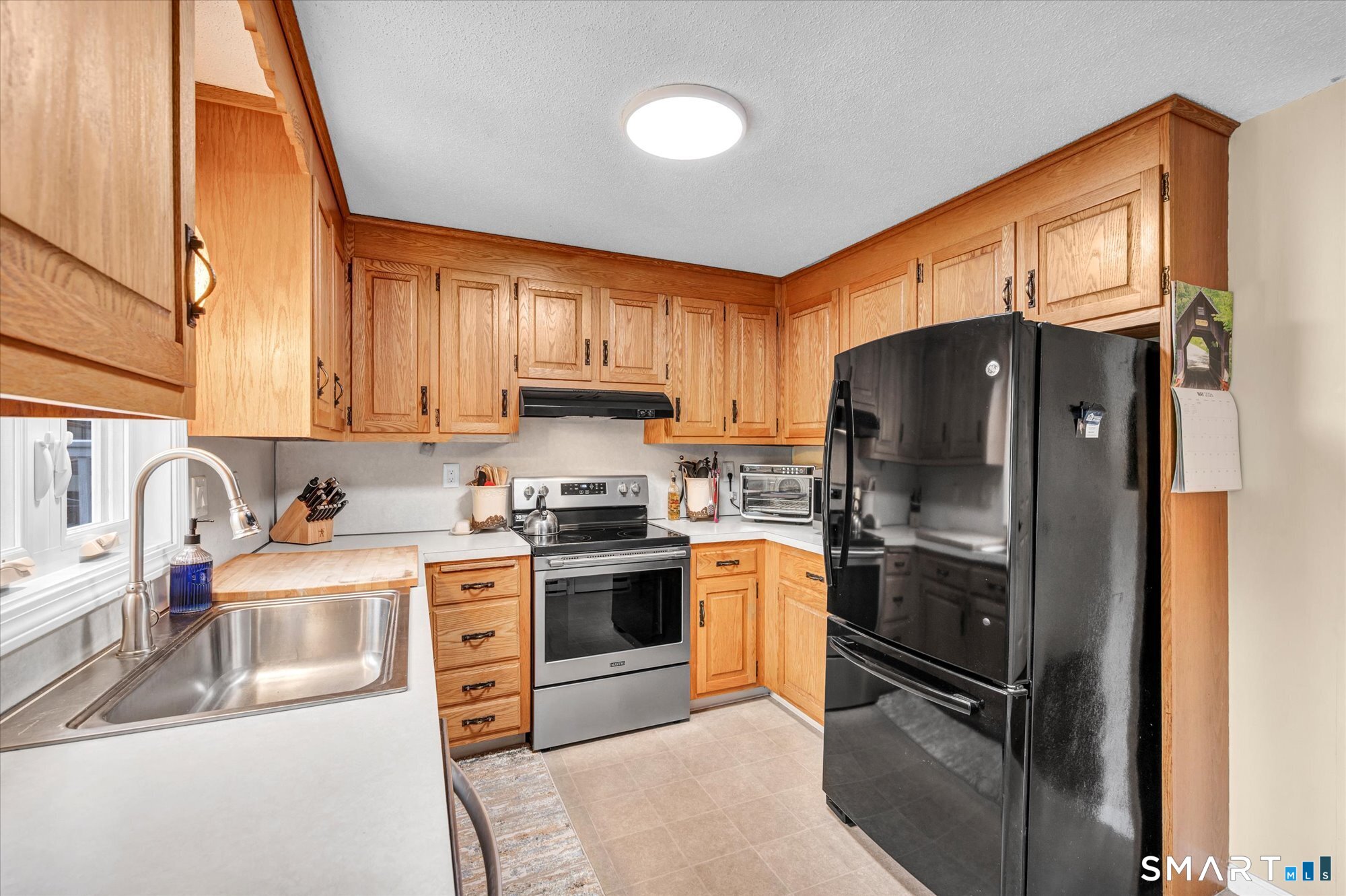 8 Countryside Lane Middletown CT 06457