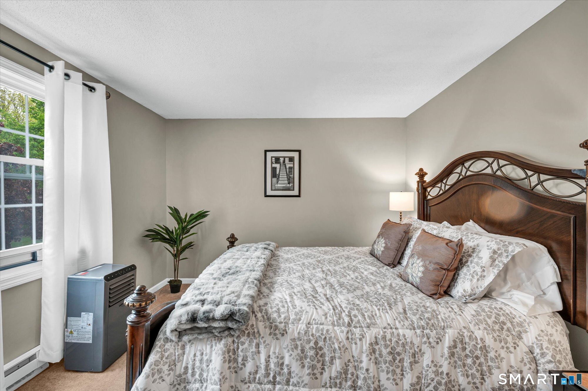8 Countryside Lane Middletown CT 06457
