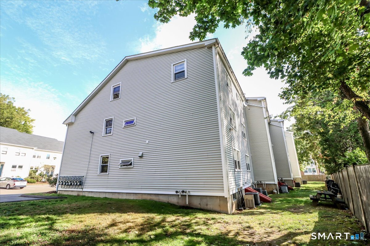 65 Ellsworth Street Bridgeport CT 06605