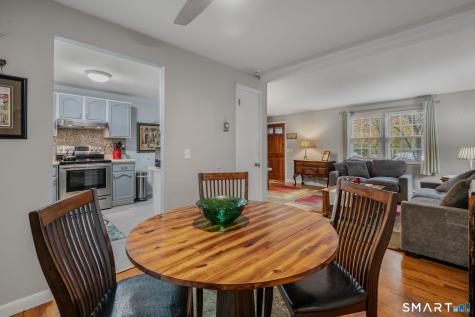 81 East Pattagansett Road East Lyme CT 06357