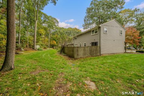 81 East Pattagansett Road East Lyme CT 06357