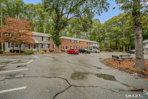 81 East Pattagansett Road East Lyme CT 06357