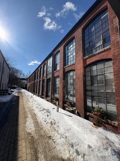 68 Thermos Avenue Norwich CT 06360