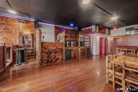 200 Bank Street New London CT 06320