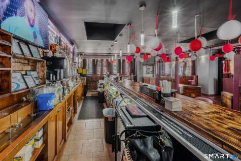 200 Bank Street New London CT 06320