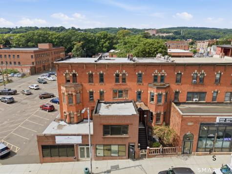 487 Meadow Street Waterbury CT 06702