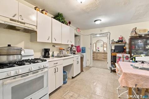 487 Meadow Street Waterbury CT 06702