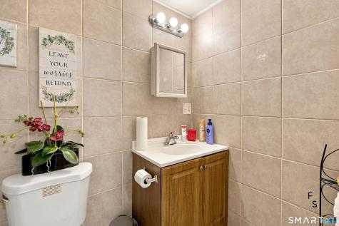487 Meadow Street Waterbury CT 06702