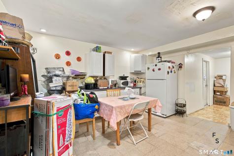 487 Meadow Street Waterbury CT 06702