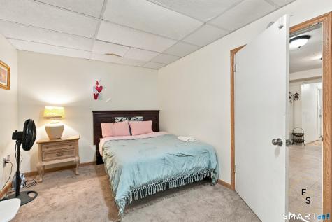 487 Meadow Street Waterbury CT 06702