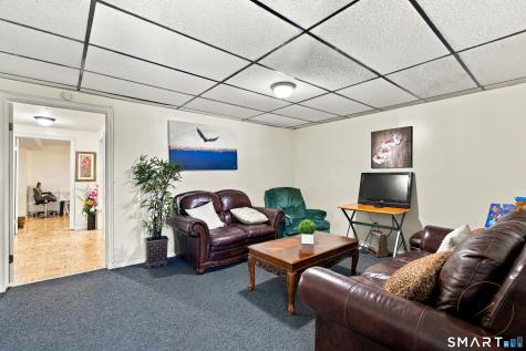 487 Meadow Street Waterbury CT 06702