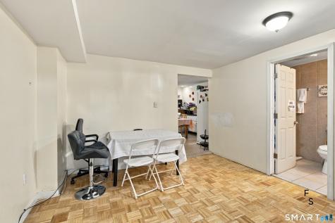 487 Meadow Street Waterbury CT 06702