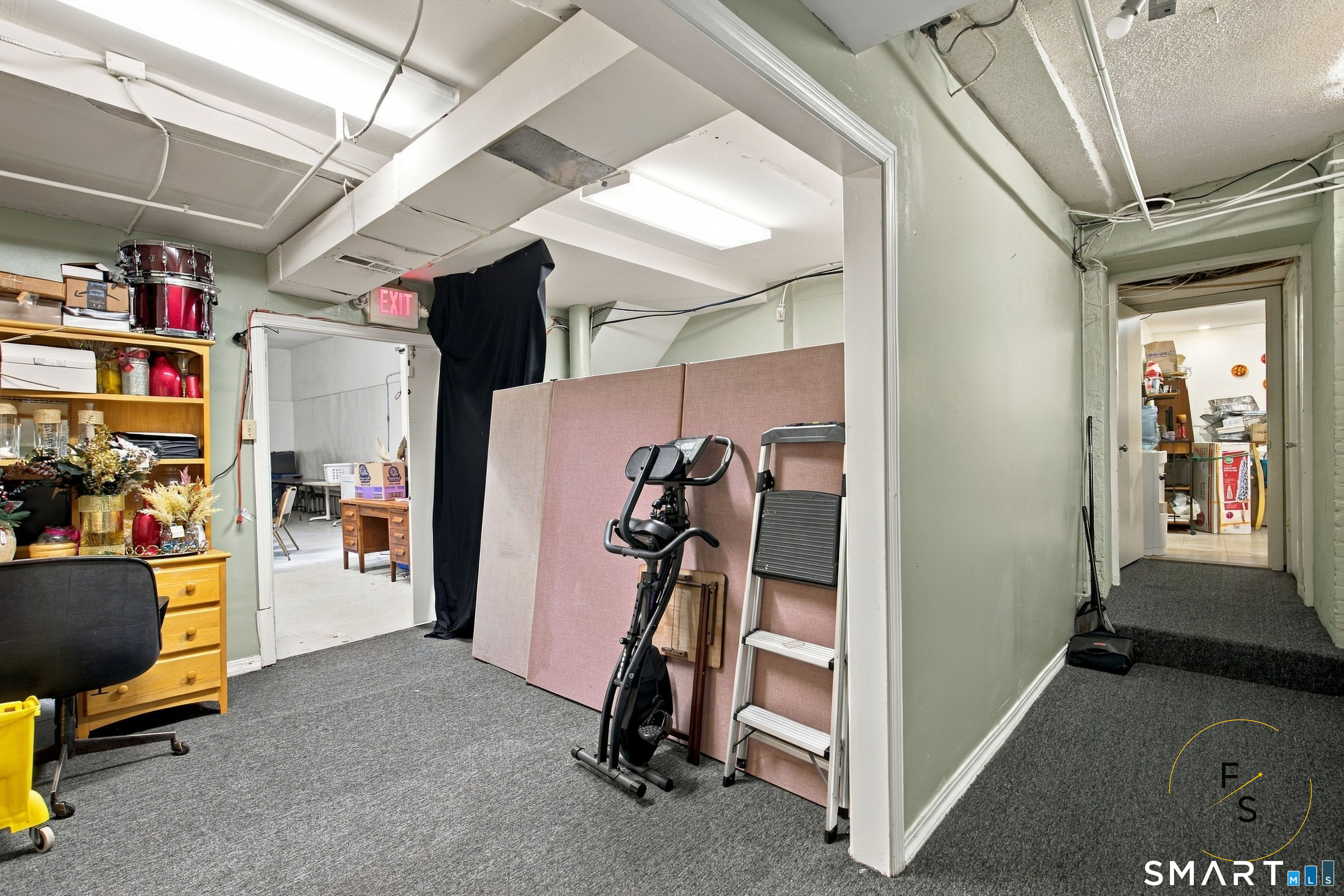 487 Meadow Street Waterbury CT 06702
