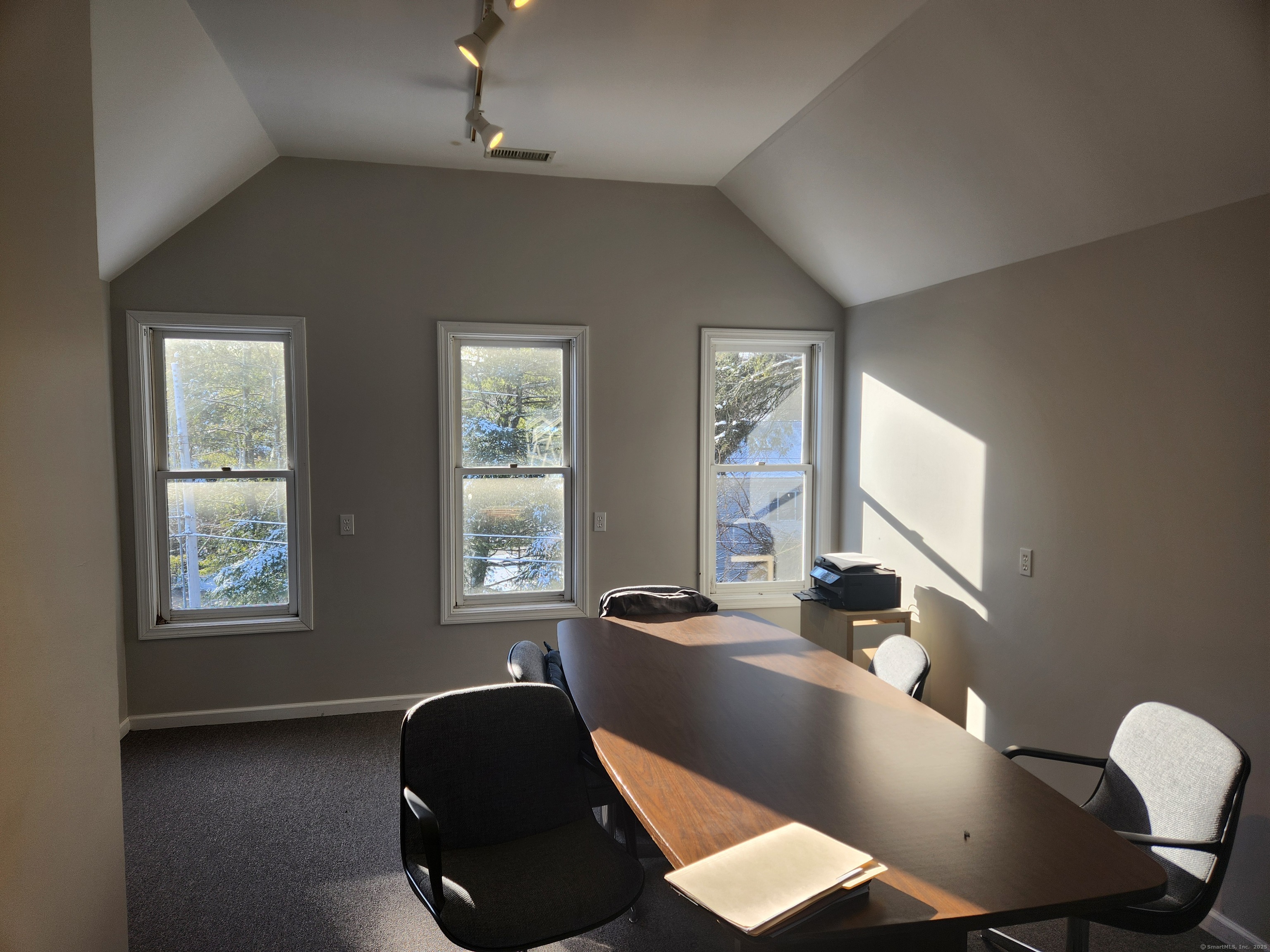 3208 Whitney Avenue Hamden CT 06518
