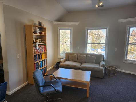 3208 Whitney Avenue Hamden CT 06518