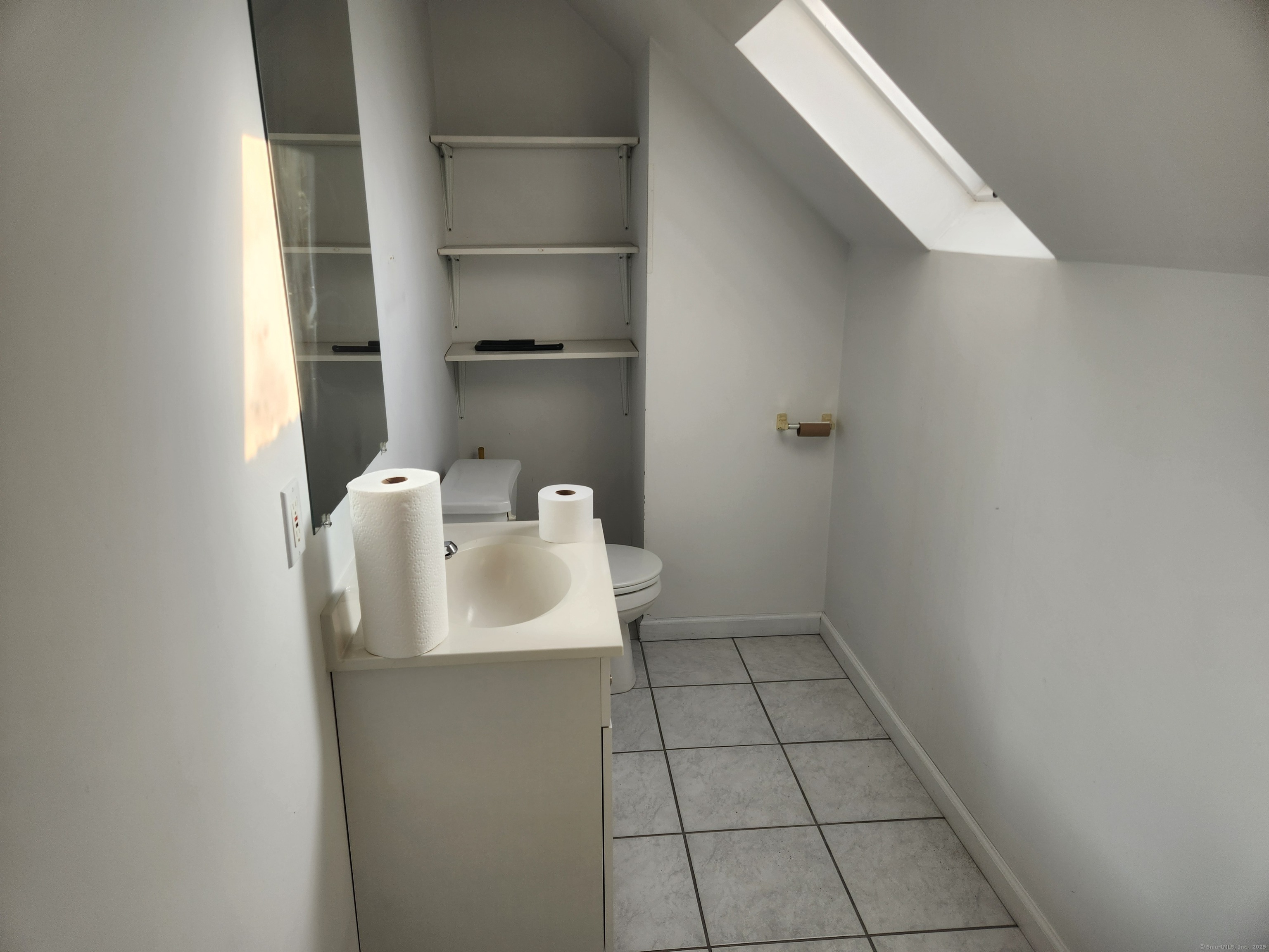 3208 Whitney Avenue Hamden CT 06518