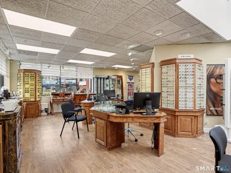 526 Newfield Avenue Stamford CT 06905