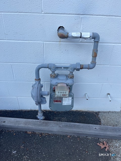 206-208 N Plains Industrial Road Wallingford CT 06492