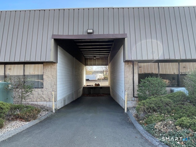 206-208 N Plains Industrial Road Wallingford CT 06492