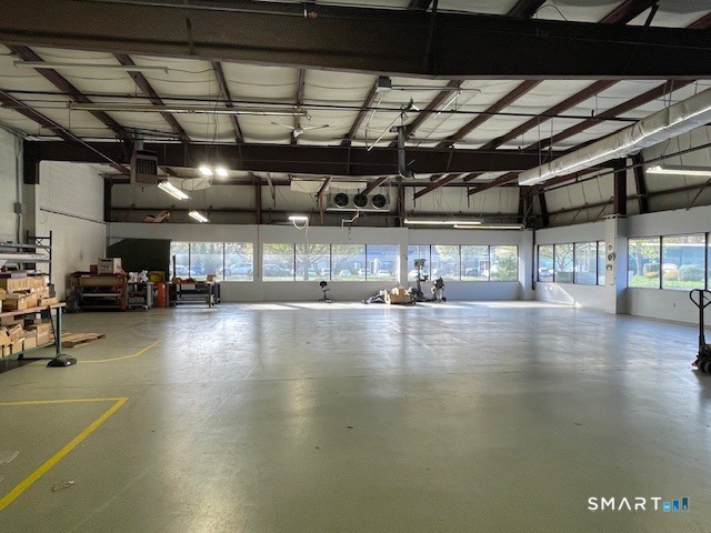 206-208 N Plains Industrial Road Wallingford CT 06492