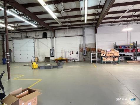 206-208 N Plains Industrial Road Wallingford CT 06492