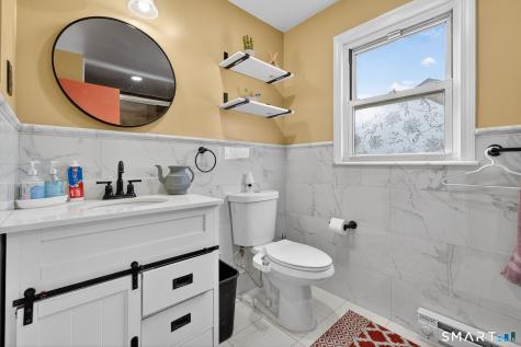 613 Town Street East Haddam CT 06469