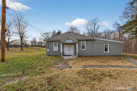 613 Town Street East Haddam CT 06469