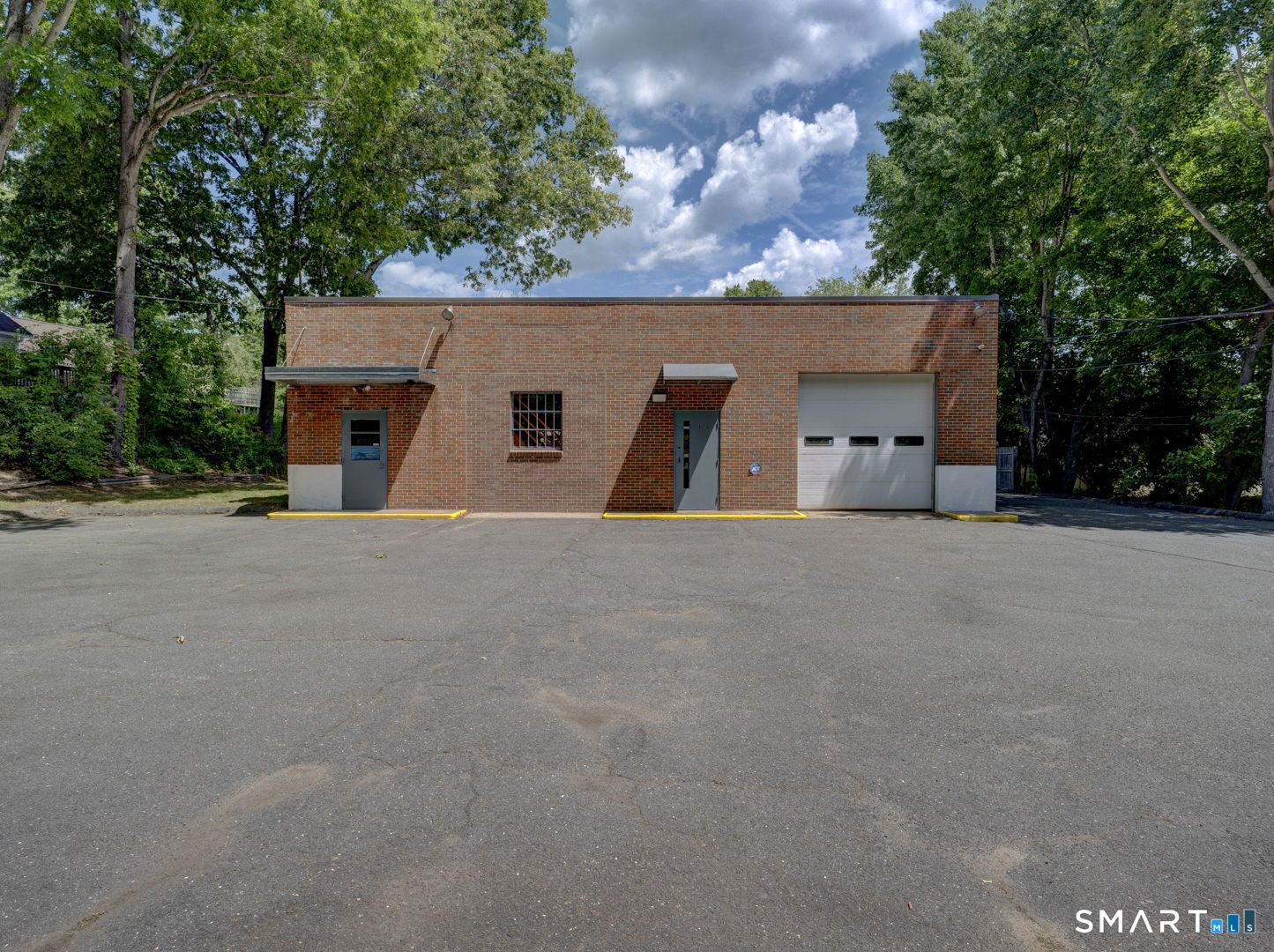 74 East Dudley Town Road Bloomfield CT 06002