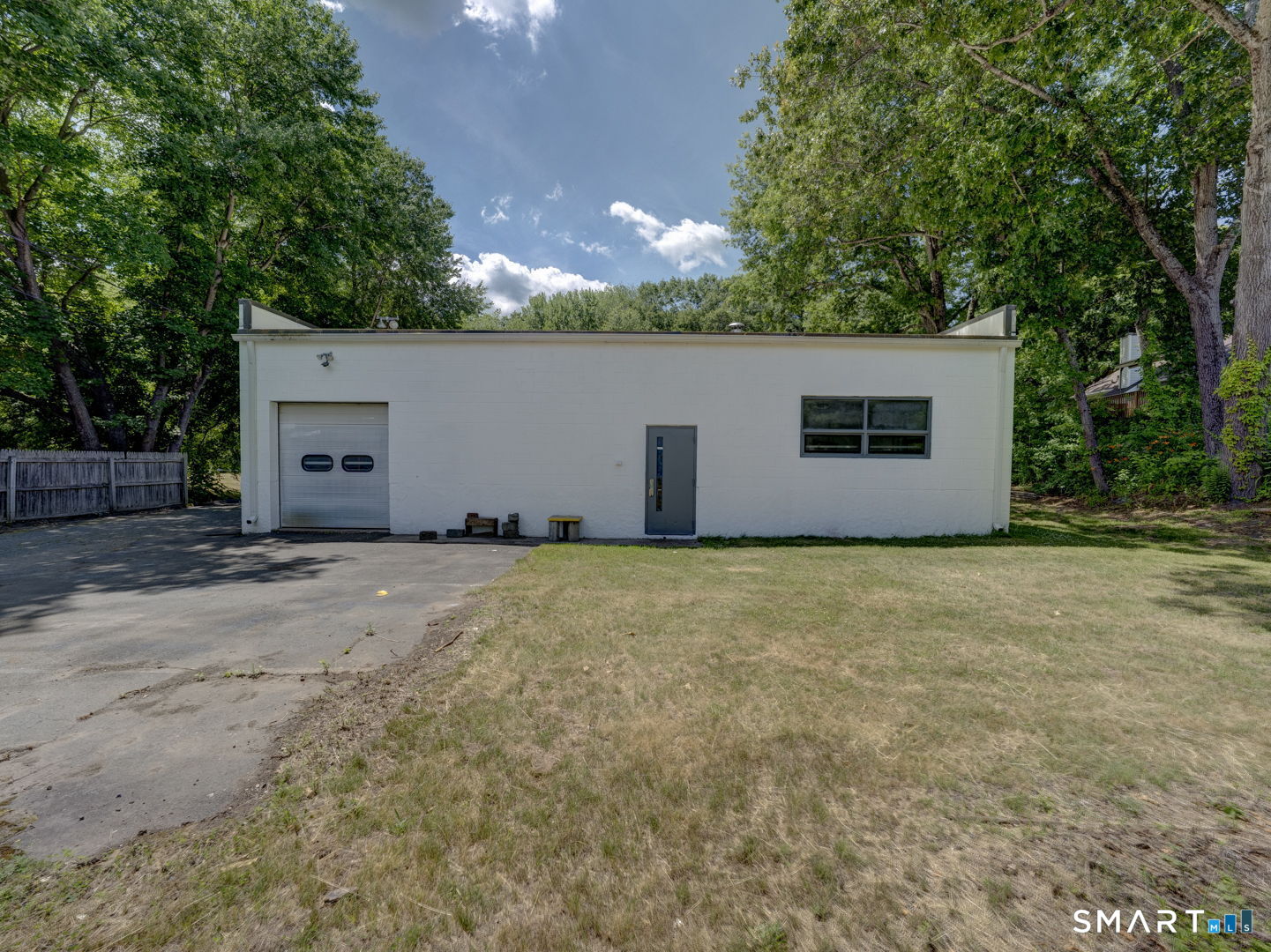 74 East Dudley Town Road Bloomfield CT 06002