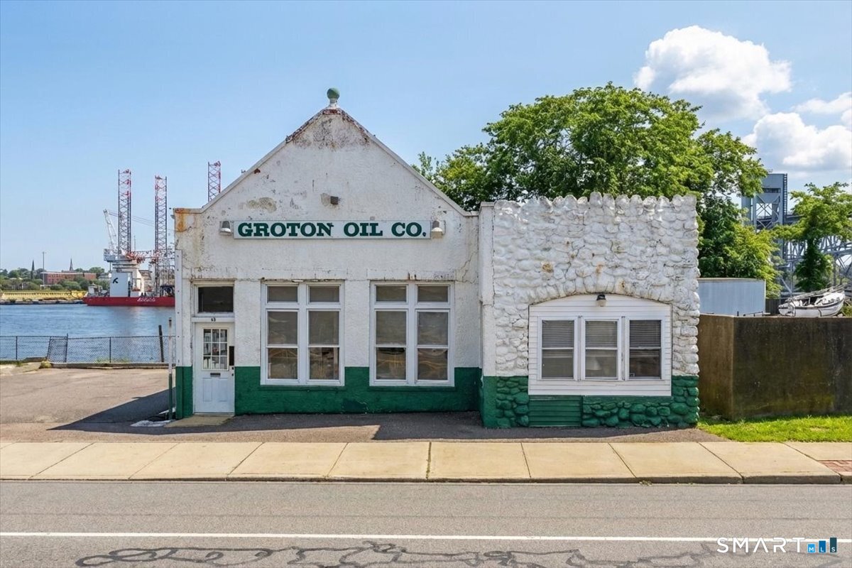 53 Thames Street Groton CT 06340