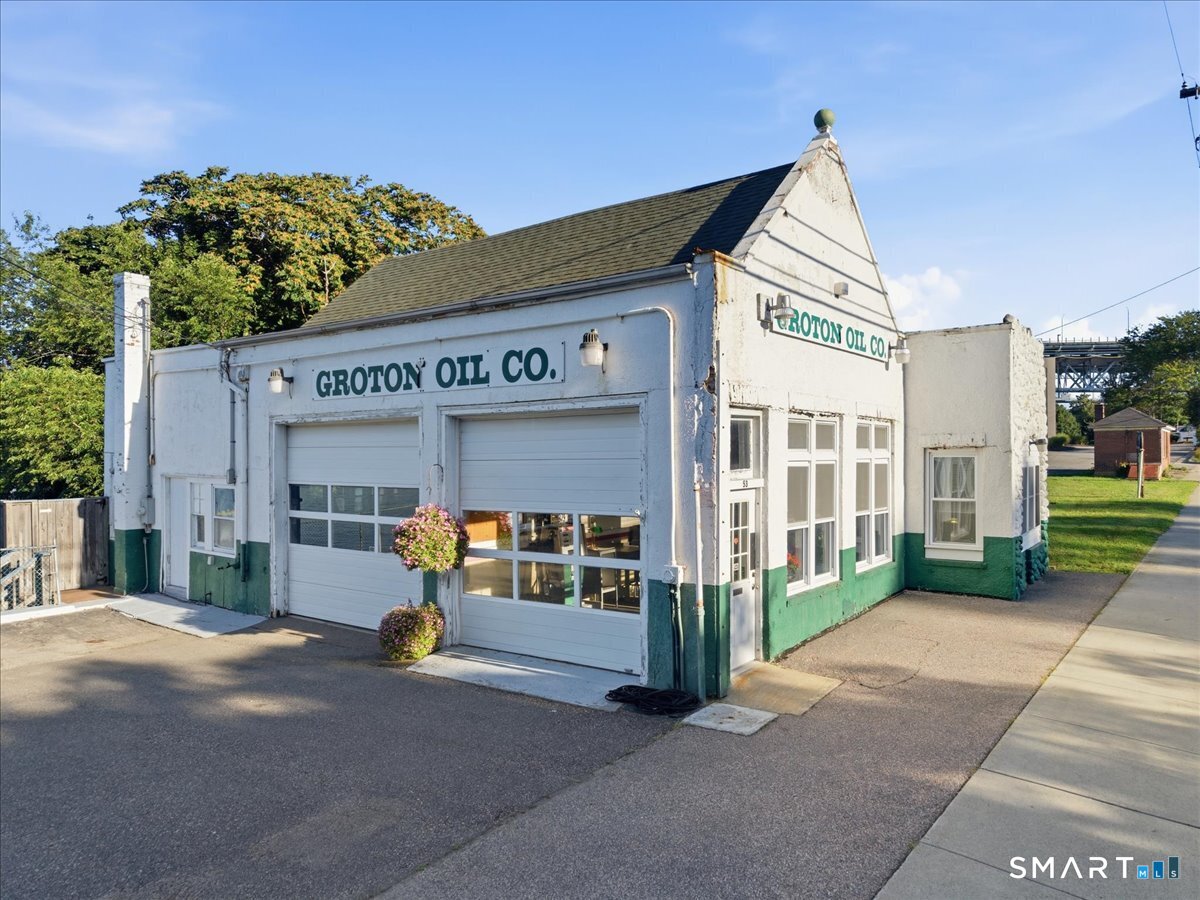 53 Thames Street Groton CT 06340