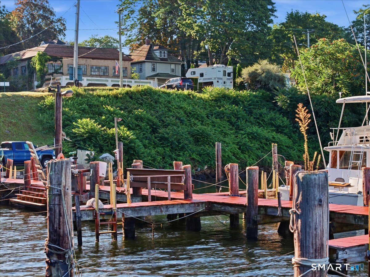53 Thames Street Groton CT 06340