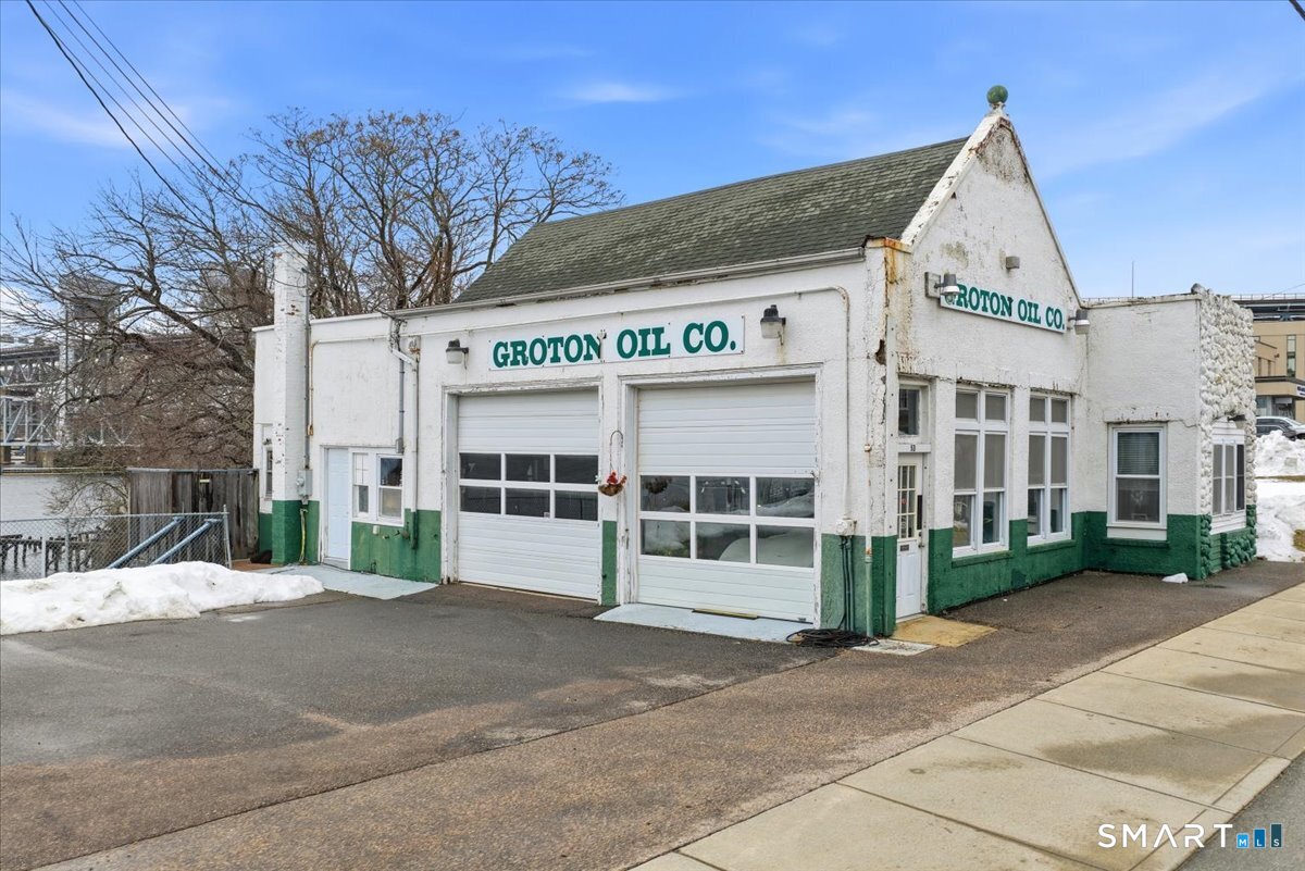 53 Thames Street Groton CT 06340