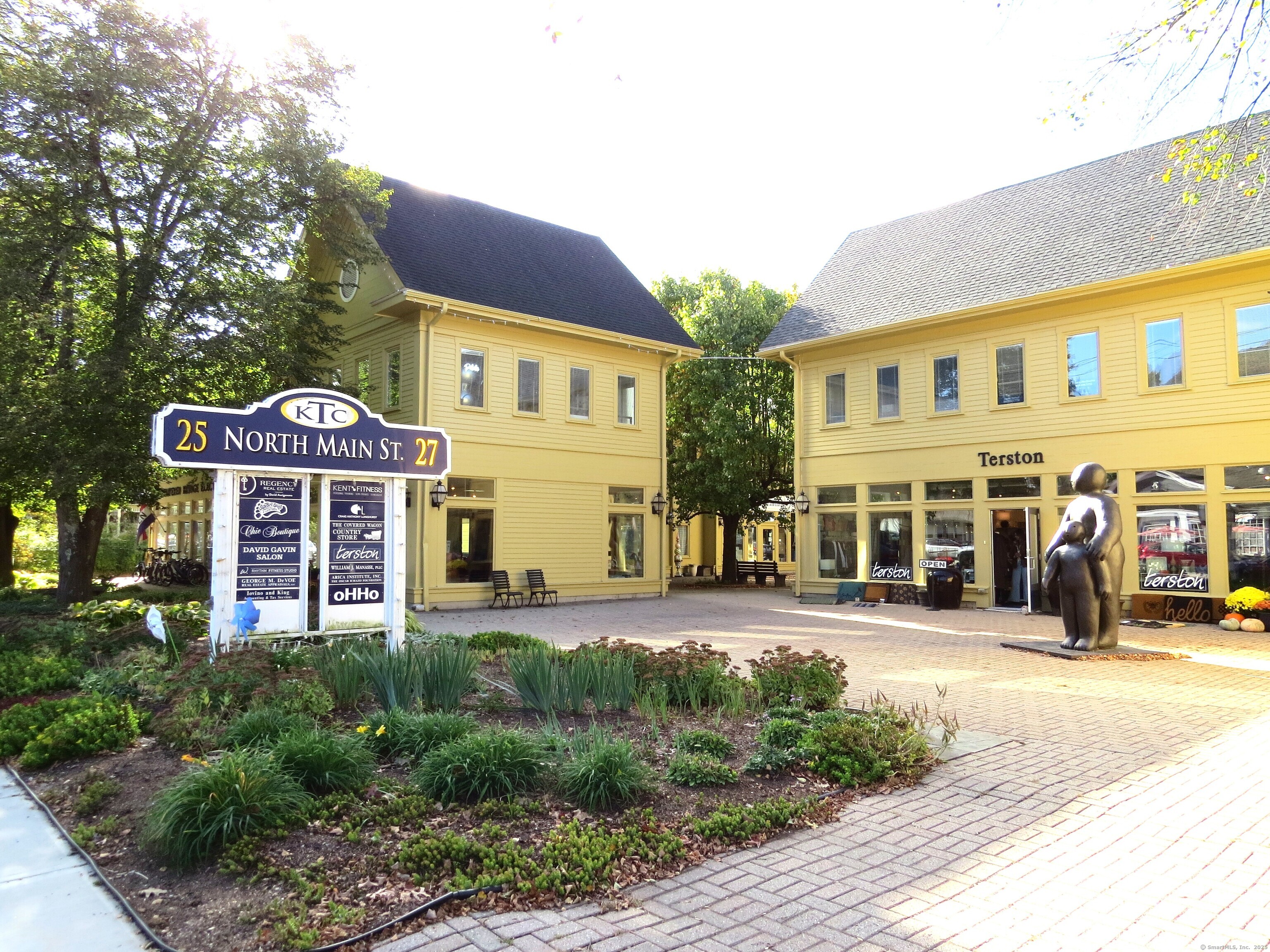27 North Main Street Kent CT 06757